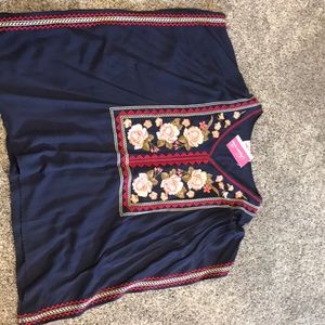 NWT -  BTQ She's Got A Way Poncho